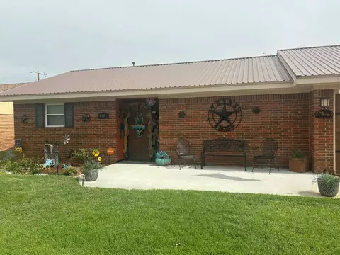 4008 Springdale Dr, Odessa, TX 79762