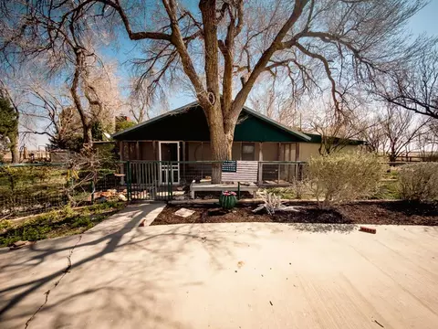 5038 N Sullivan Rd, Fort Stockton, TX 79735