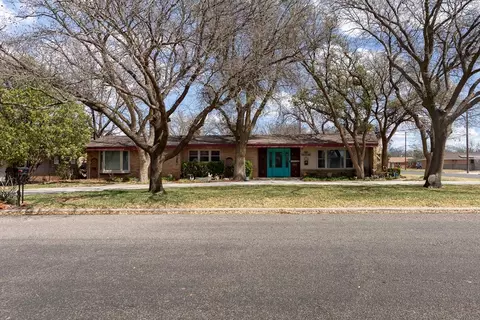 309 SW 14th St, Seminole, TX 79360