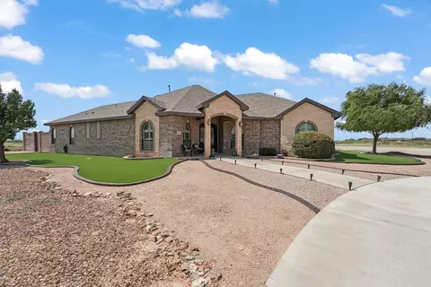 21 Candlelight Ln, Odessa, TX 79765