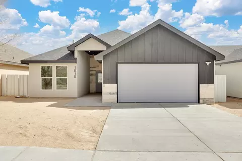 1010 N Carol Ave, Monahans, TX 79756