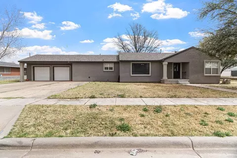 800 NW 7th St, Andrews, TX 79714