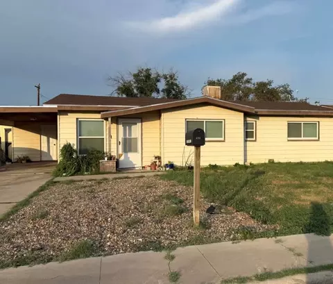 500 S Kenneth Ave, Monahans, TX 79756