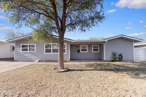 3721 Crestview Dr, Odessa, TX 79762