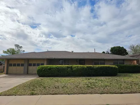 805 NW Ave M Pl, Andrews, TX 79714