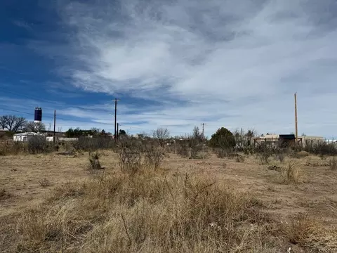 504 E Mendias St, Marfa, TX 79843