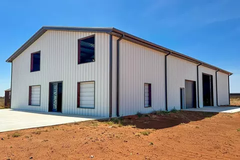 323 County Rd 320d, Seminole, TX 79360