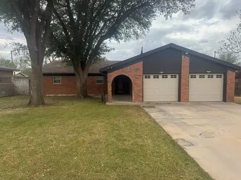1315 NW 11th St, Andrews, TX 79714