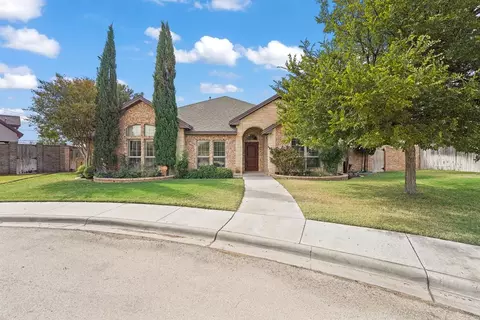 5 Chambord Dr, Odessa, TX 79765