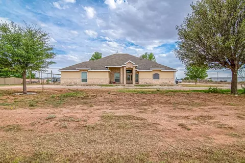 390 E Harrisburg, Odessa, TX 79766