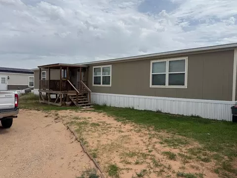 109 E Tumbleweed Trl, Mccamey, TX 79752