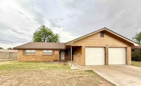 3842 Maple Ave, Odessa, TX 79762