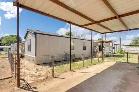 920 S Mcelroy, Crane, TX 79731