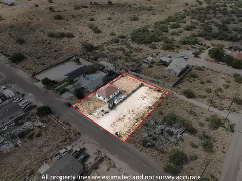 809 E C St, Monahans, TX 79756 photo 3
