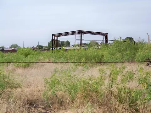 3255 SE 2000, Andrews, TX 79714