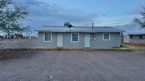 307 Louvain Ave, Presidio, TX 79845