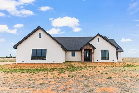 613 County Rd 202, Seminole, TX 79360