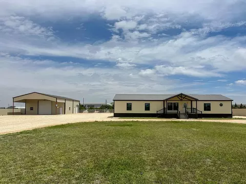 355 Pr 303-b, Seminole, TX 79360