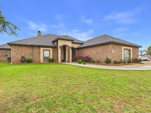2407 S County Rd 1047, Stanton, TX 79782