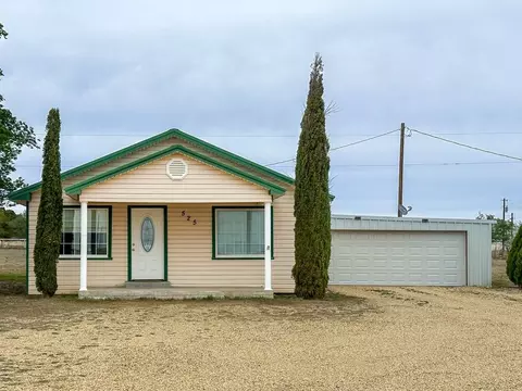 525 County Rd 402, Seminole, TX 79360