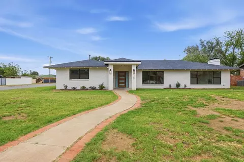 2001 Country Club Dr, Midland, TX 79704