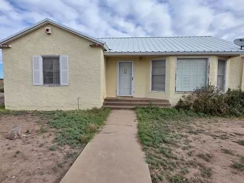 1800 Hwy 17, Balmorhea, TX 79718