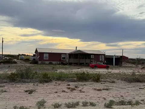 4196 W Gomez, Fort Stockton, TX 79735