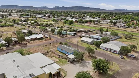604 E Ave F, Alpine, TX 79830 photo 33