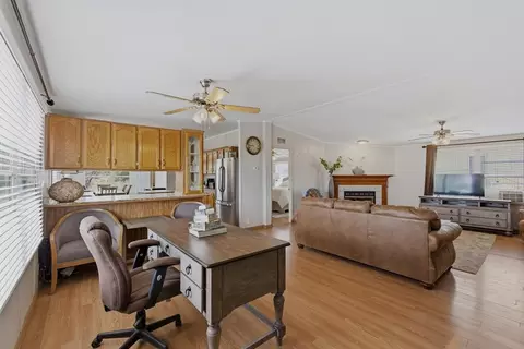 604 E Ave F, Alpine, TX 79830 photo 4
