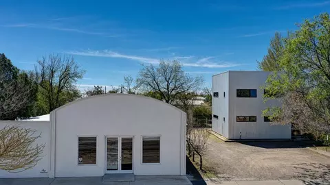 407-409 W San Antonio St, Marfa, TX 79843