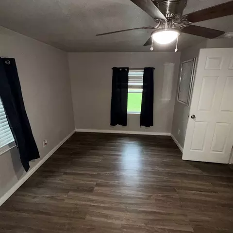 Bedroom - 394 E Rocket Rd, Lorena, TX 76655 photo 4 of 7