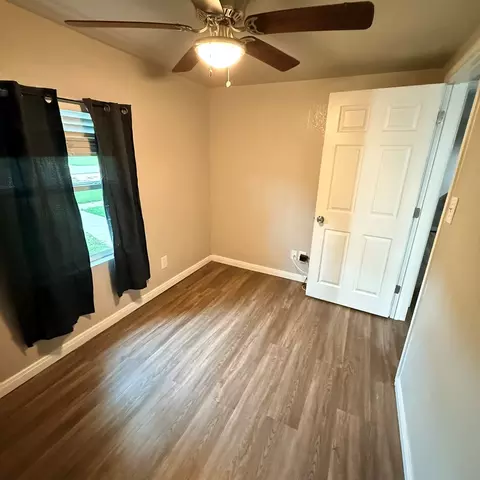 Bedroom - 394 E Rocket Rd, Lorena, TX 76655 photo 6 of 7