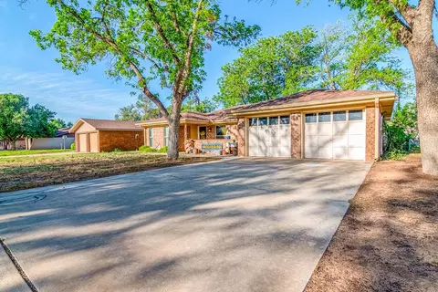 1209 NW 14th St, Andrews, TX 79714
