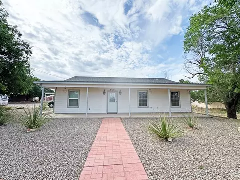 606 E Brown St, Alpine, TX 79830