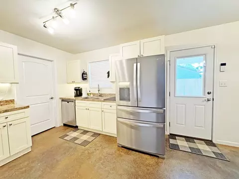 Kitchen - 606 E Brown St, Alpine, TX 79830 photo 2 of 4