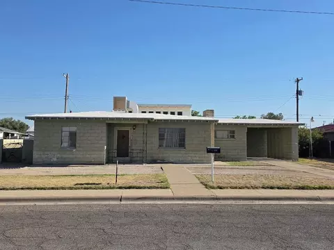 1722 W Washington St, Pecos, TX 79772