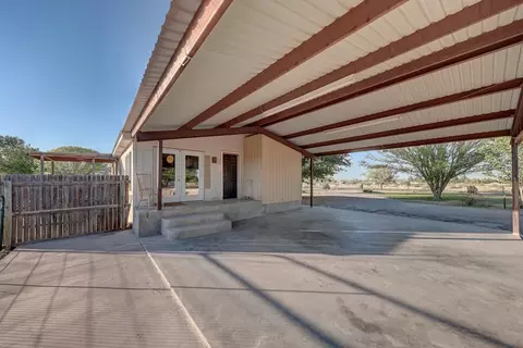 Exterior - 913 Ted, Alpine, TX 79830 photo 4 of 6