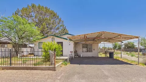 712 S Locust Ave, Pecos, TX 79772