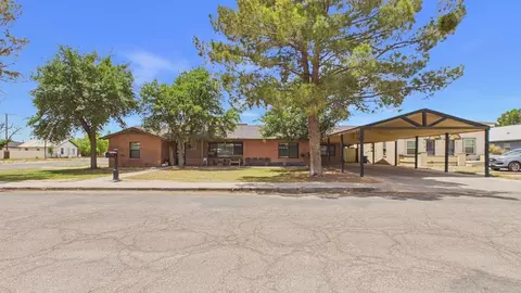 621 S Hickory St, Pecos, TX 79772
