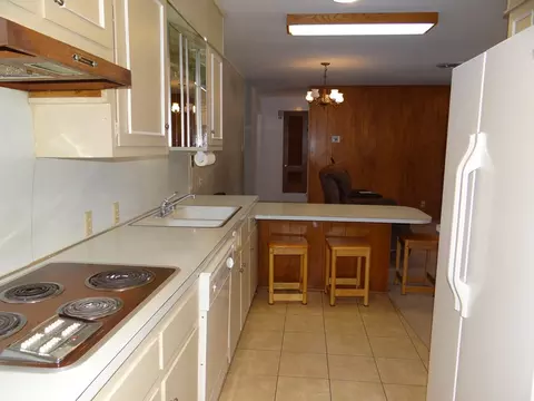 Kitchen - 404 E Harriet, Alpine, TX 79830 photo 2 of 2