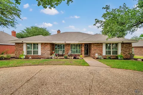 5 Wallbrook Trl, Odessa, TX 79762