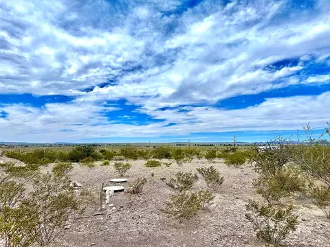 2233 Rabbit Rd, Marfa, TX 79843 photo 8