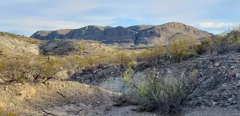 5002 Navajo Trl, Terlingua, TX 79852