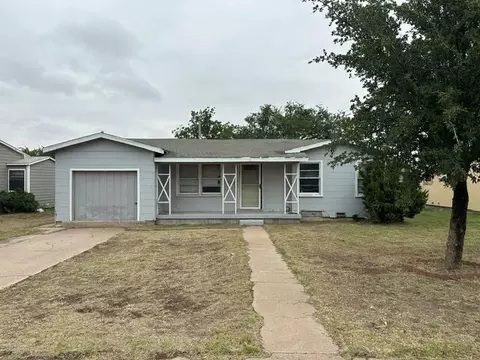 2707 E 31st St, Odessa, TX 79762