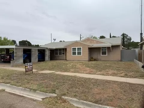 727 N Ave B, Kermit, TX 79745