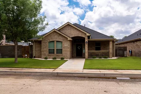 1501 Cedar Ln, Andrews, TX 79714