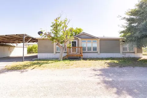 101 Smith Rd, Monahans, TX 79756