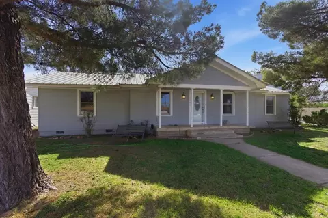 1007 N 5th, Alpine, TX 79830