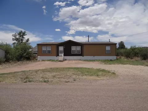 907 N Peach, Alpine, TX 79831