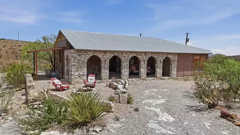 140 Cut Across Rd, Terlingua, TX 79852
